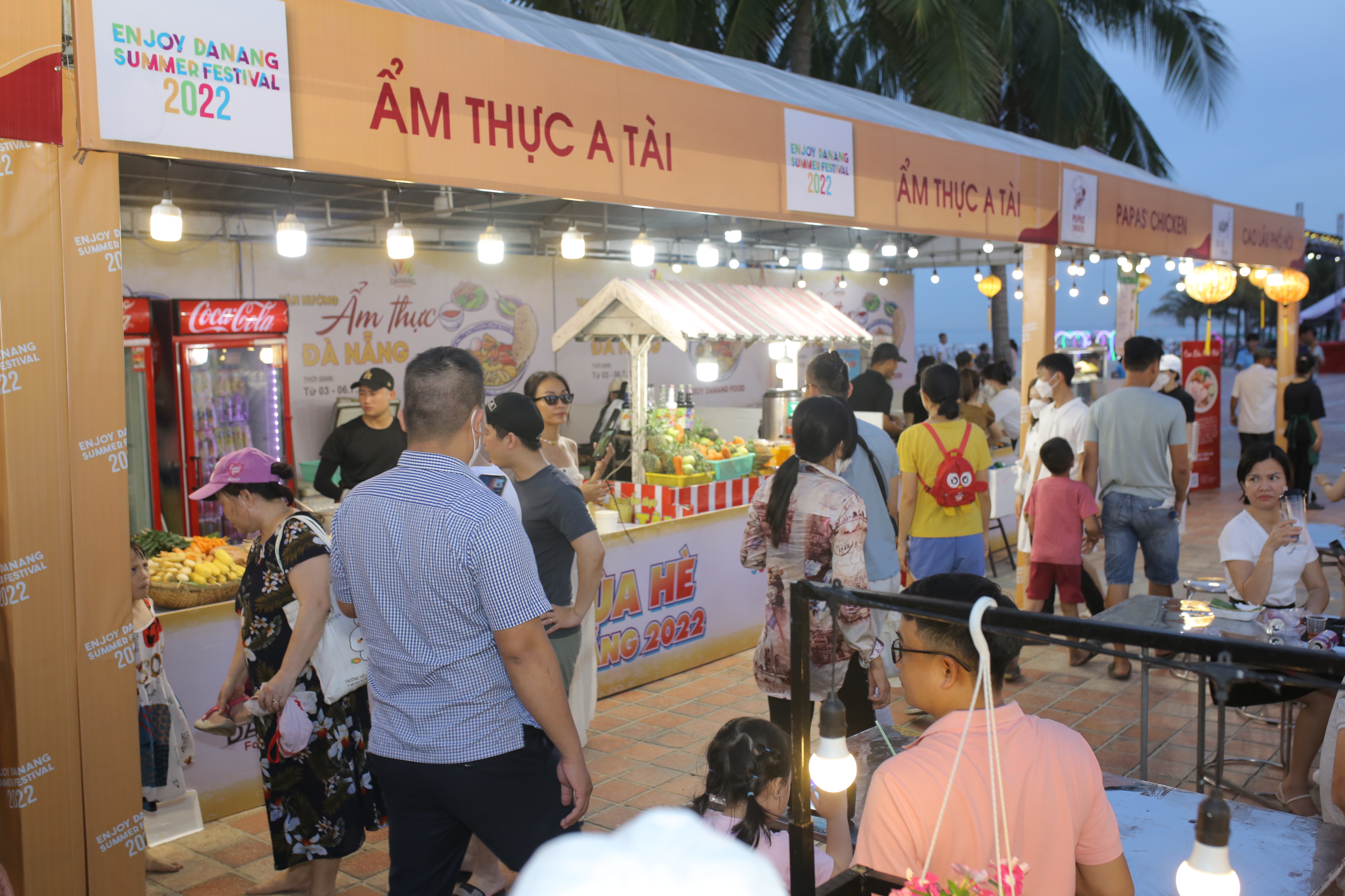 Lễ hội “Tận hưởng ẩm thực Đà Nẵng và Không gian bia” được tổ chức từ ngày 3 - 6/7/2022 tại công viên biển Đông, đường Võ Nguyên Giáp, quận Sơn Trà, Đà Nẵng